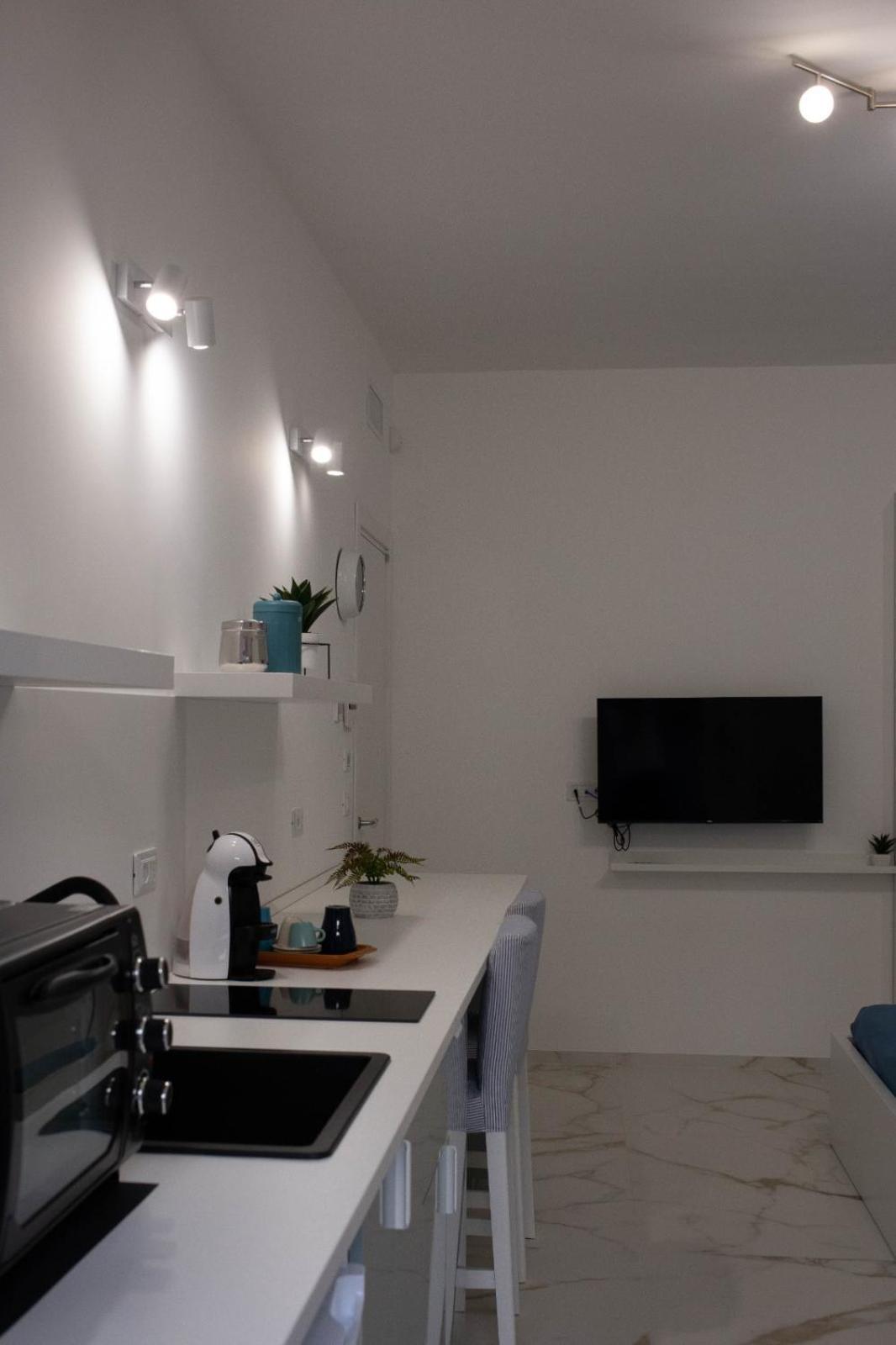 La Casa Di Mest Pepp Монополи Экстерьер фото